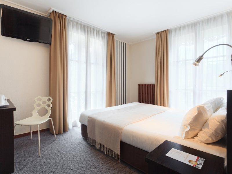 Hotel Silky By Happyculture Lyon Bagian luar foto